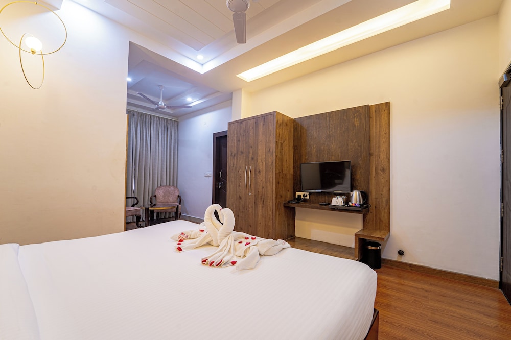 Deluxe Room - Photo 3