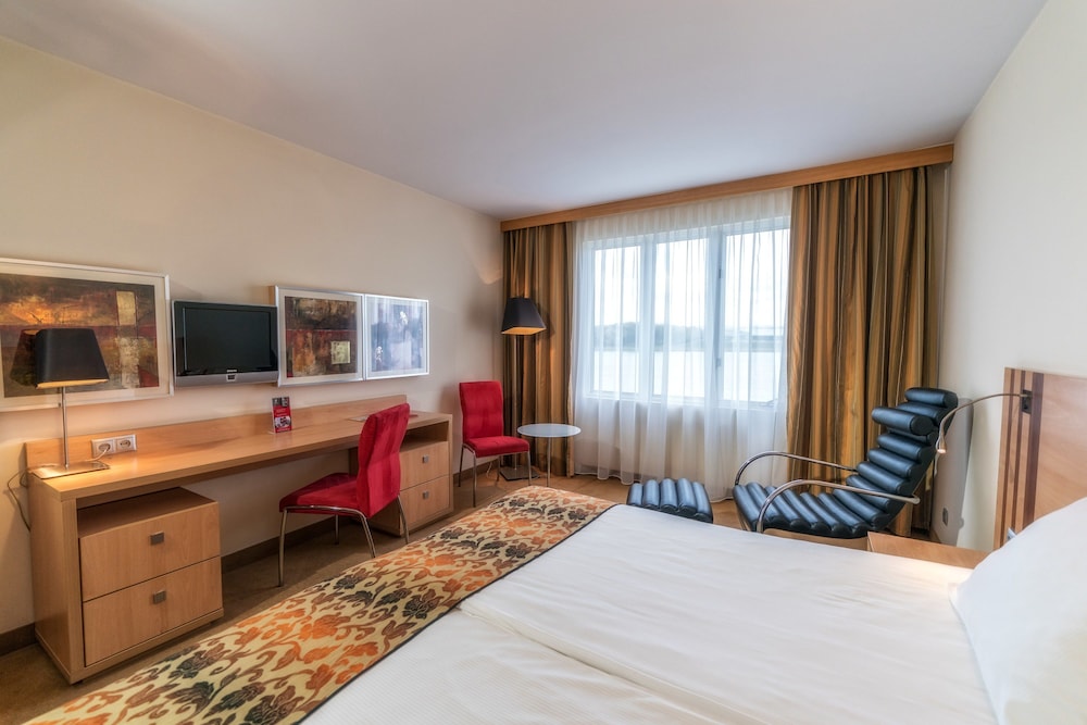 Superior Double Room, Lake View photo 1