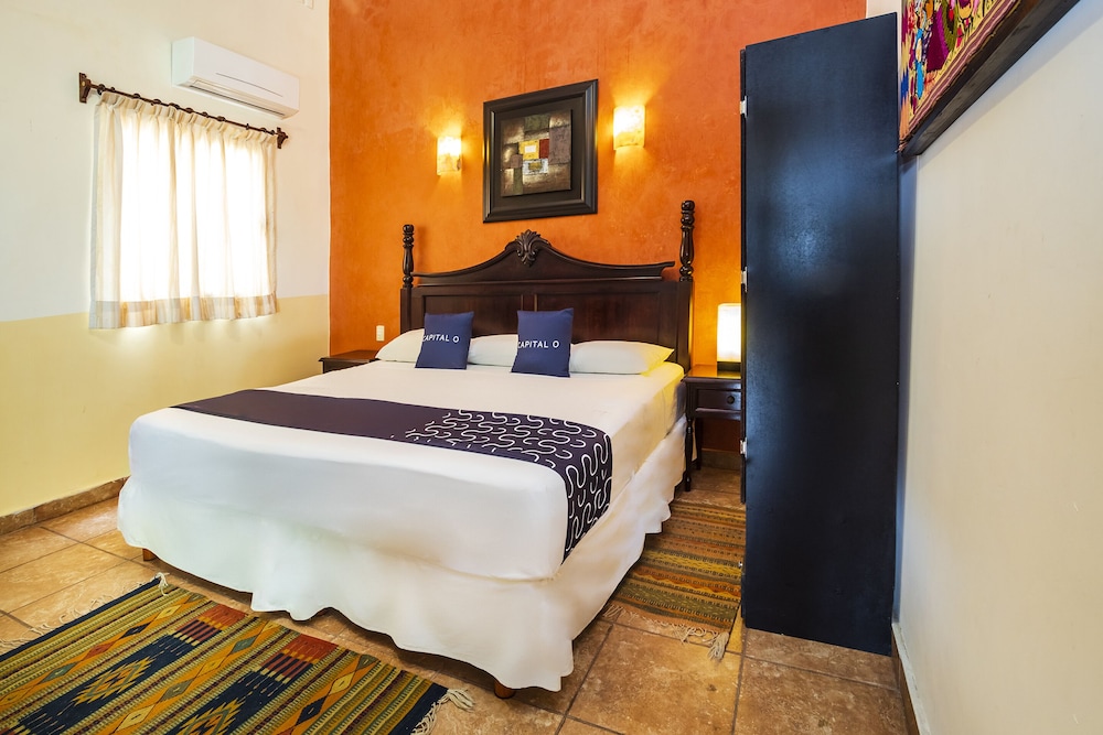 Superior Room (1 King Bed)