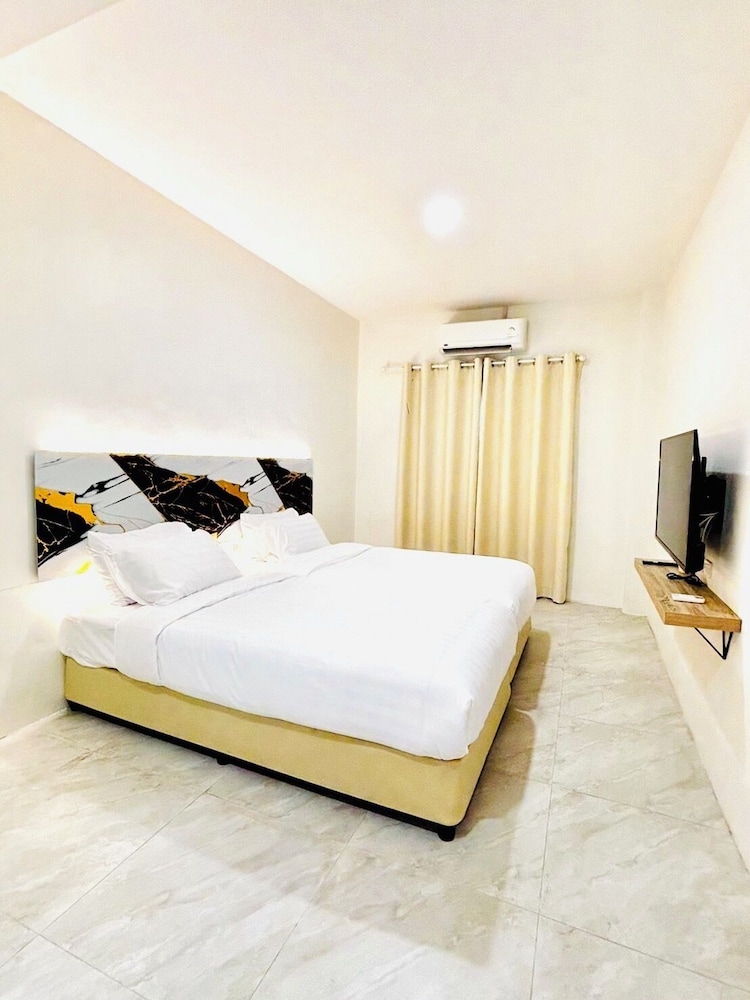 Deluxe Twin Room - Photo 1