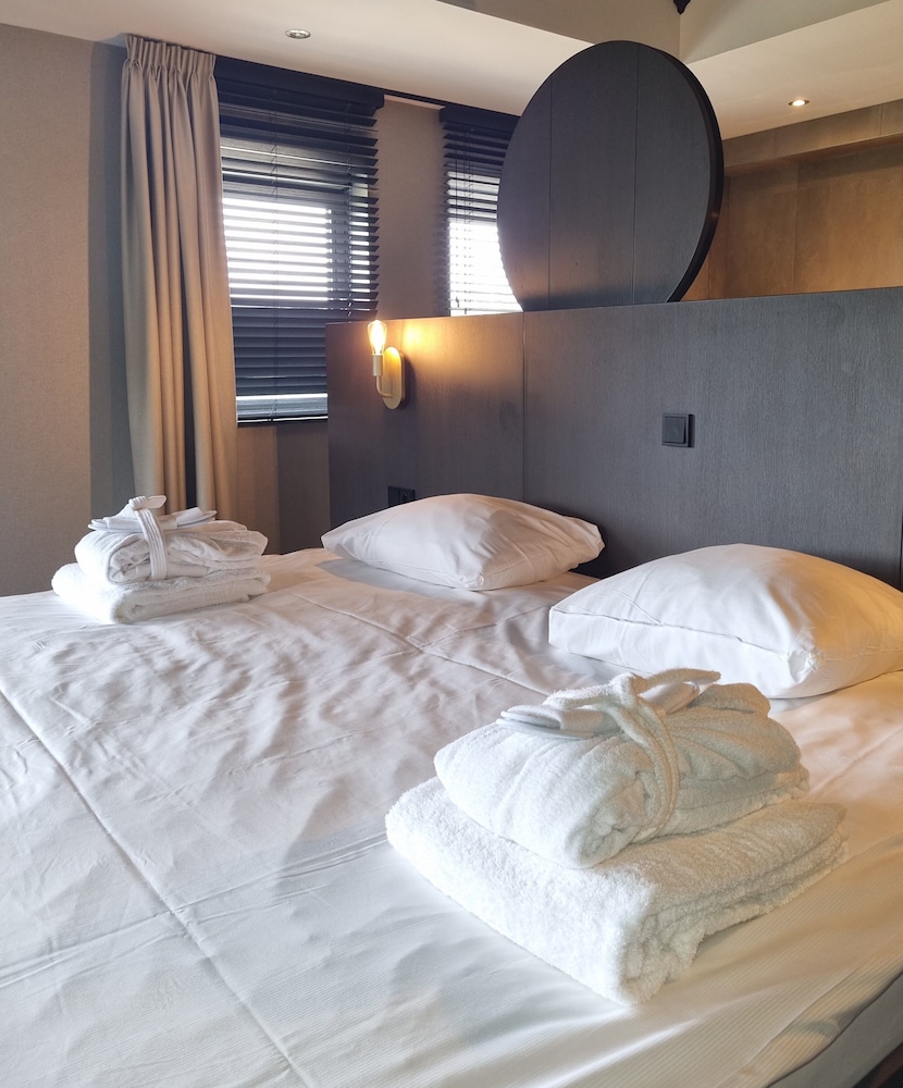 Romantic Suite photo 2
