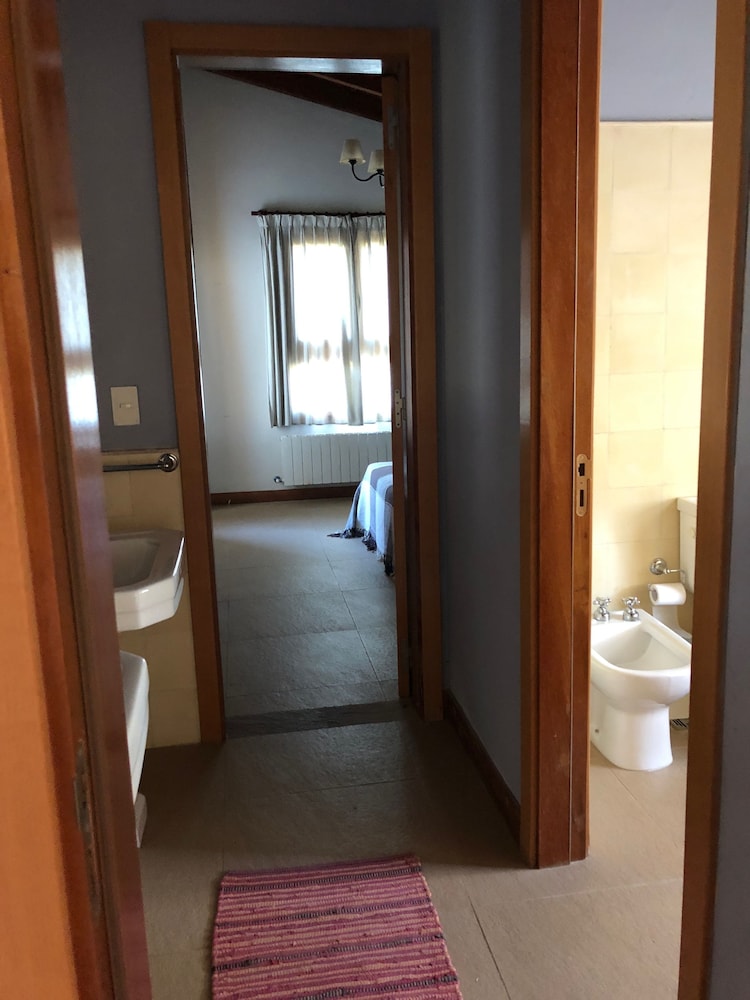 House, Multiple Beds photo 3
