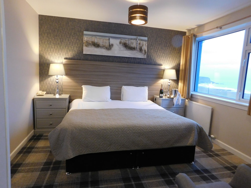 Double or Twin Room, Sea View photo 2
