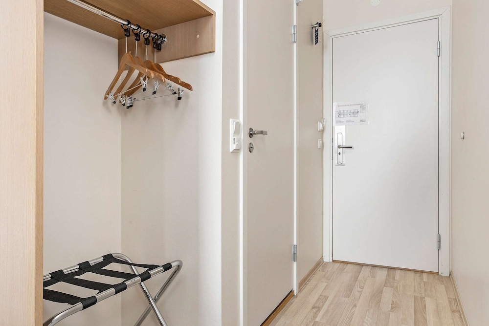 Family Room, Multiple Beds, Non Smoking - Photo 4