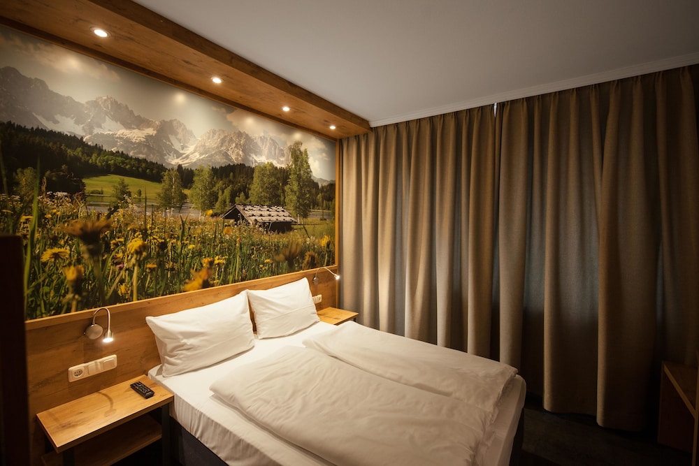 Family Quadruple Room