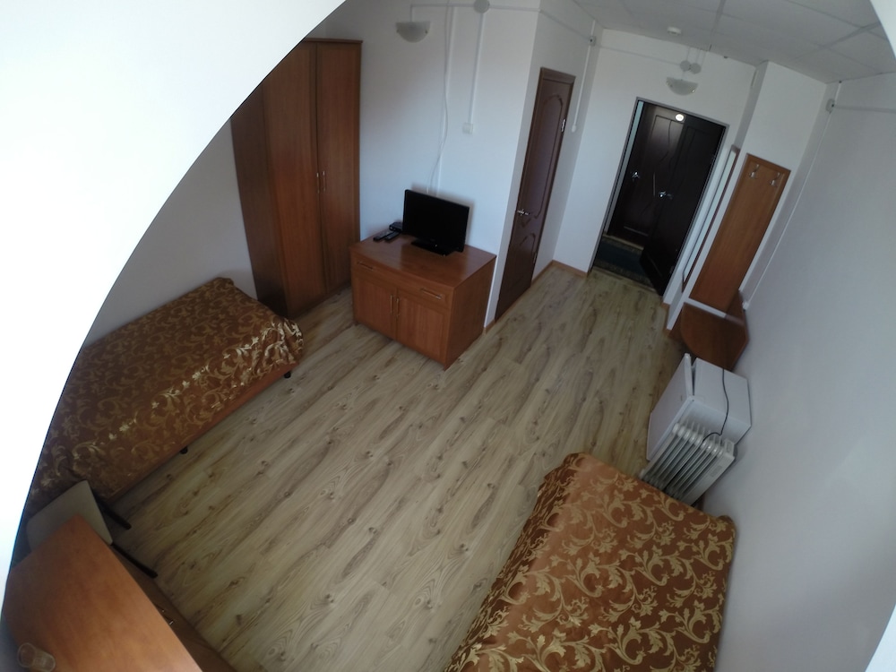 Standard Twin Room photo 3