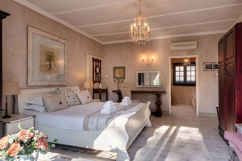 Standard luxury room