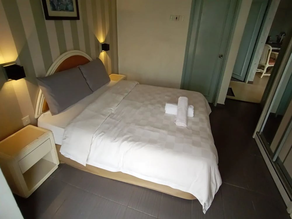 Family Apartment, 2 Bedrooms, Balcony, City View photo 2