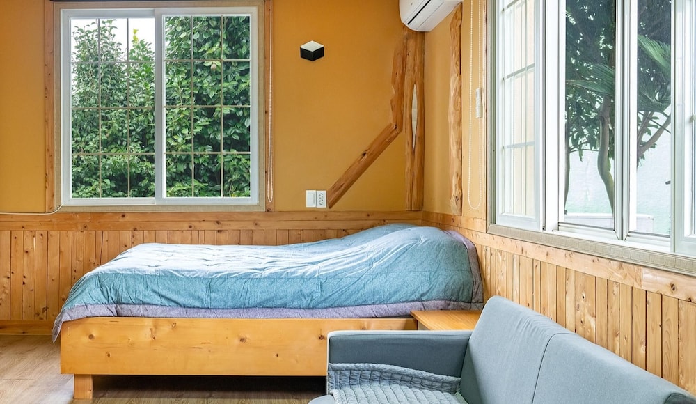 Basic Room, 1 Bedroom (1)