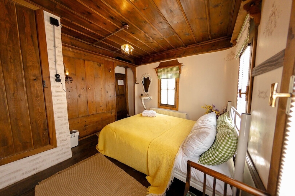Economy Room, 1 Double Bed photo 3