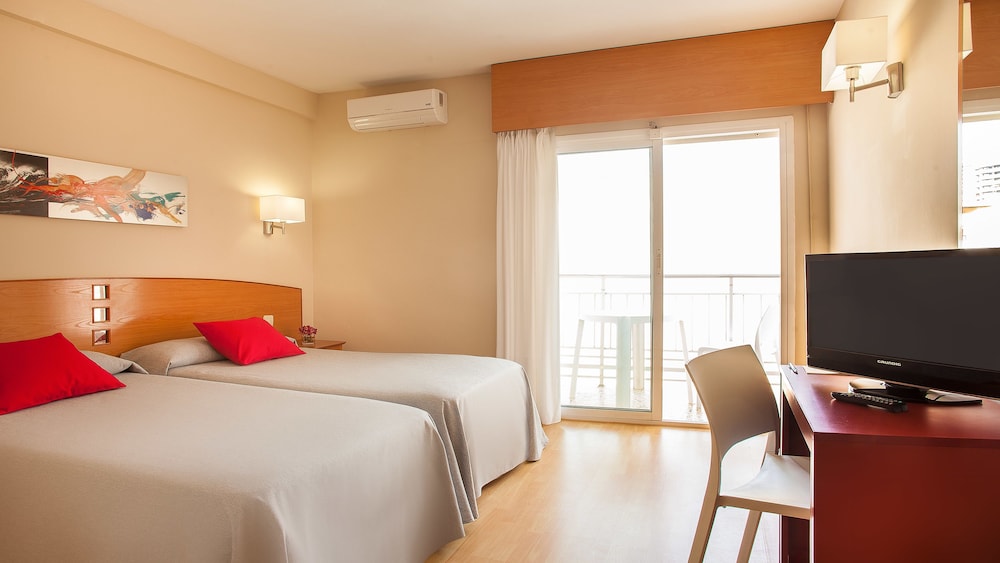 Standard Double Room, Terrace (2 Adults) - Photo 1