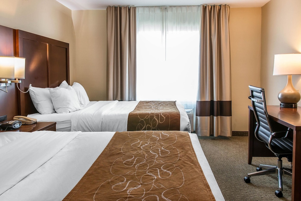 Suite, 2 Queen Beds, Non Smoking photo 1