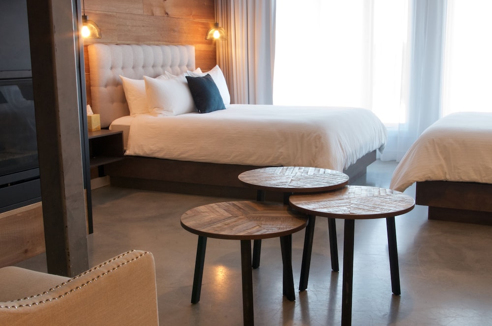 Superior Room, Multiple Beds photo 3