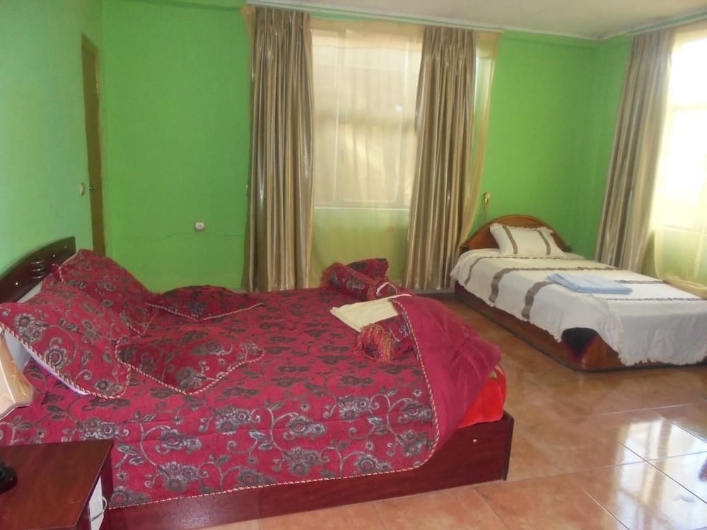 Basic Double Room photo 2