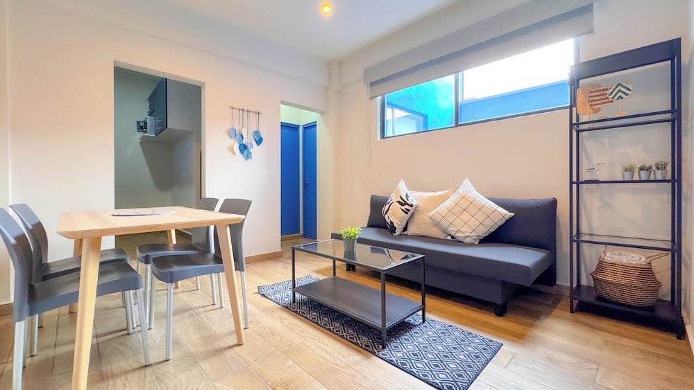 Comfort Apartment, 1 King Bed with Sofa bed