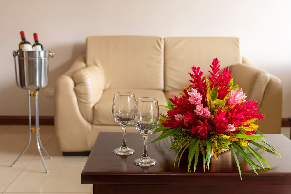 Junior Suite, Balcony - Photo 9