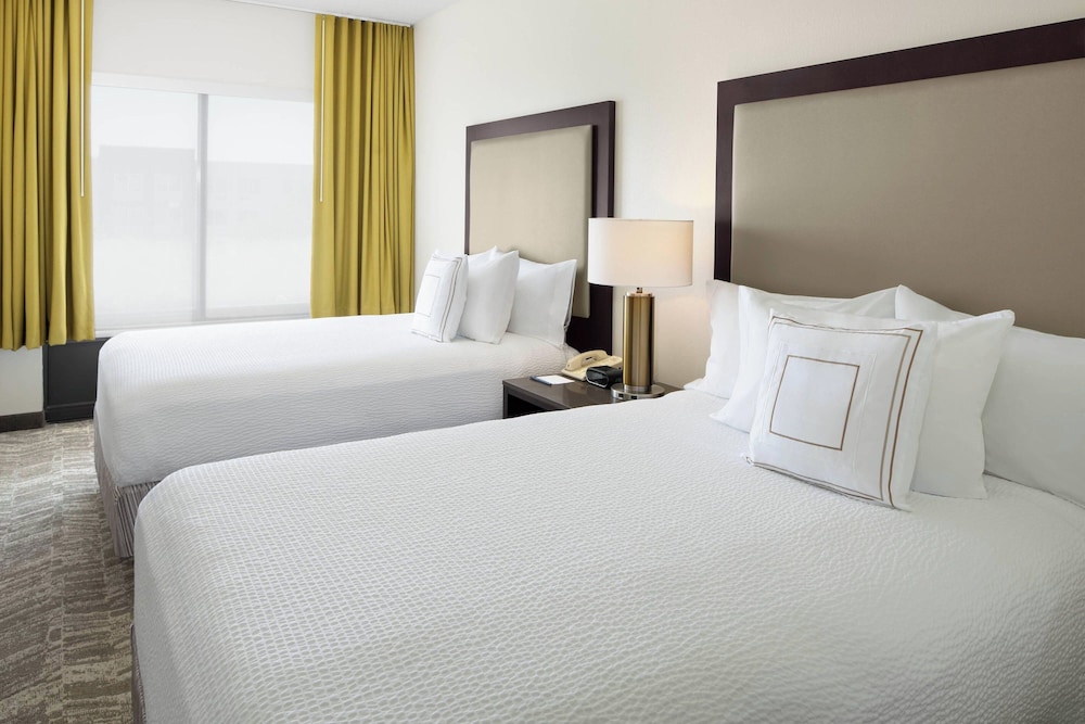 Suite, 2 Double Beds - Photo 3