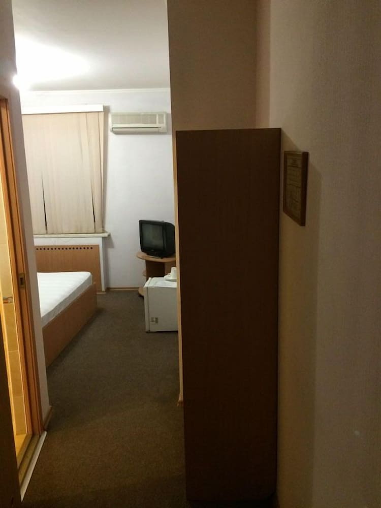 Standard Room photo 3