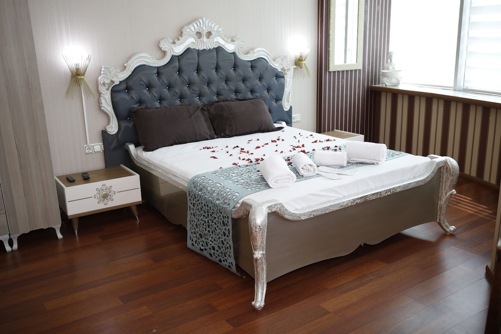 Deluxe Double Room - Photo 2