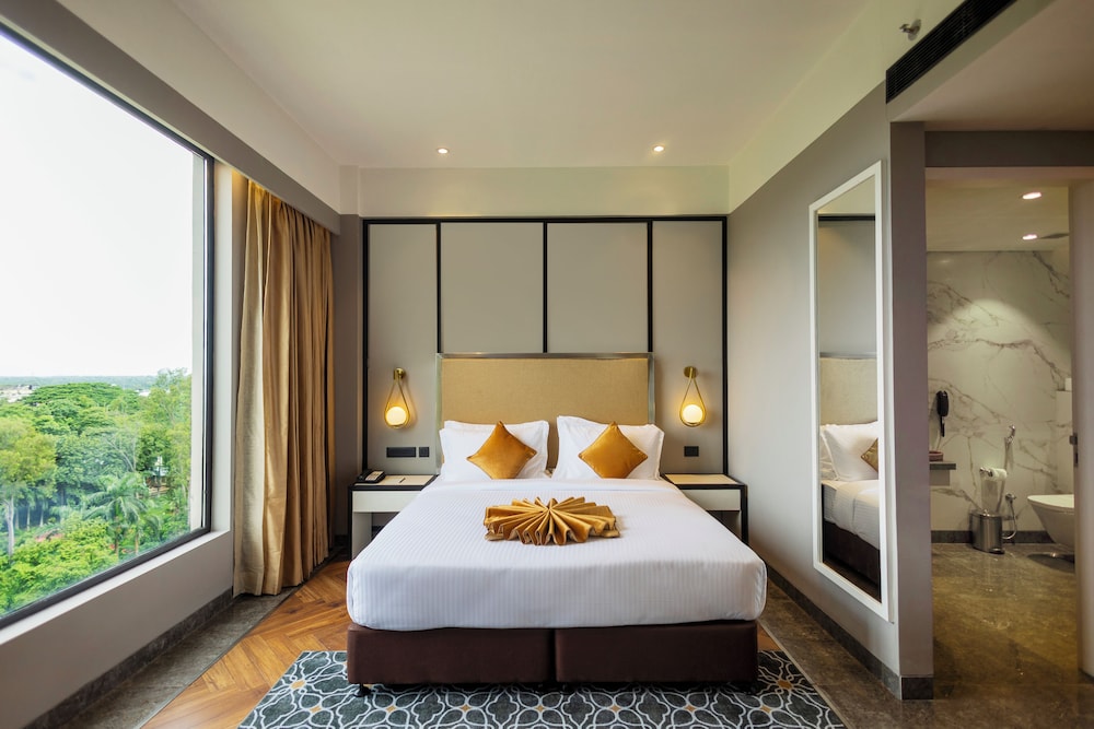 Luxury Suite photo 1