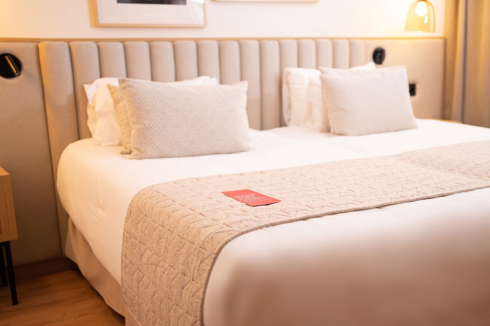 Superior Room, Non Smoking (1 Double Bed Or 2 Twin Beds) photo 2