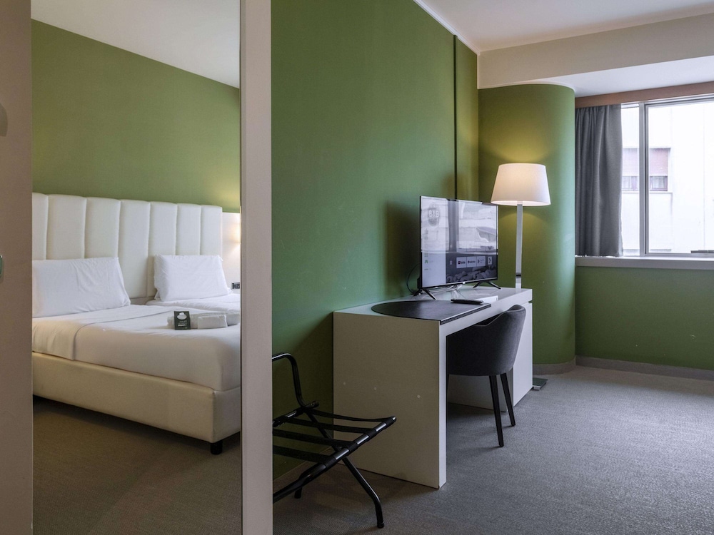 Twin Room - Photo 6