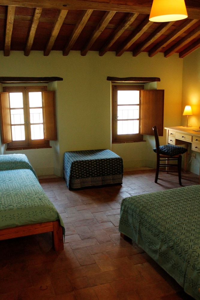 Traditional Triple Room, 1 Bedroom, Non Smoking, Private Bathroom