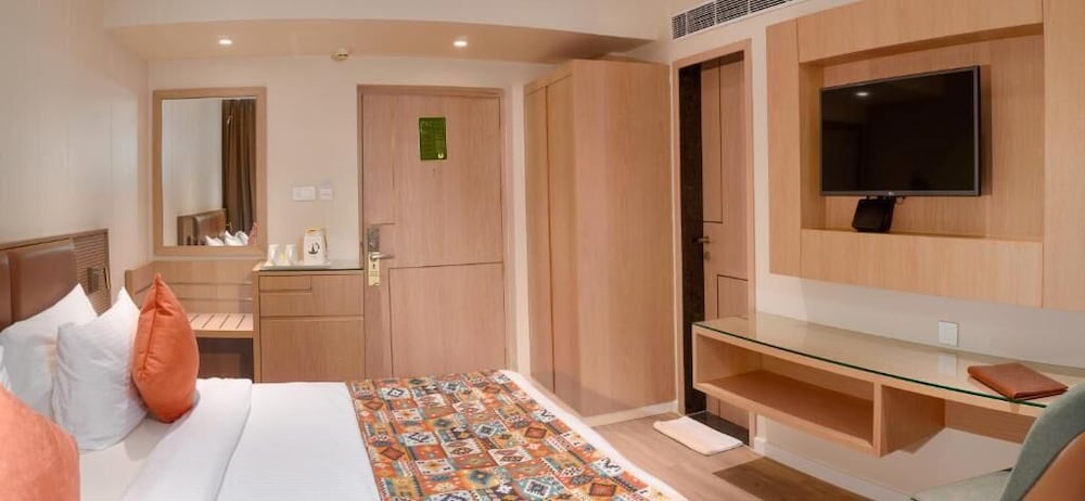 Standard Double Room - Photo 3