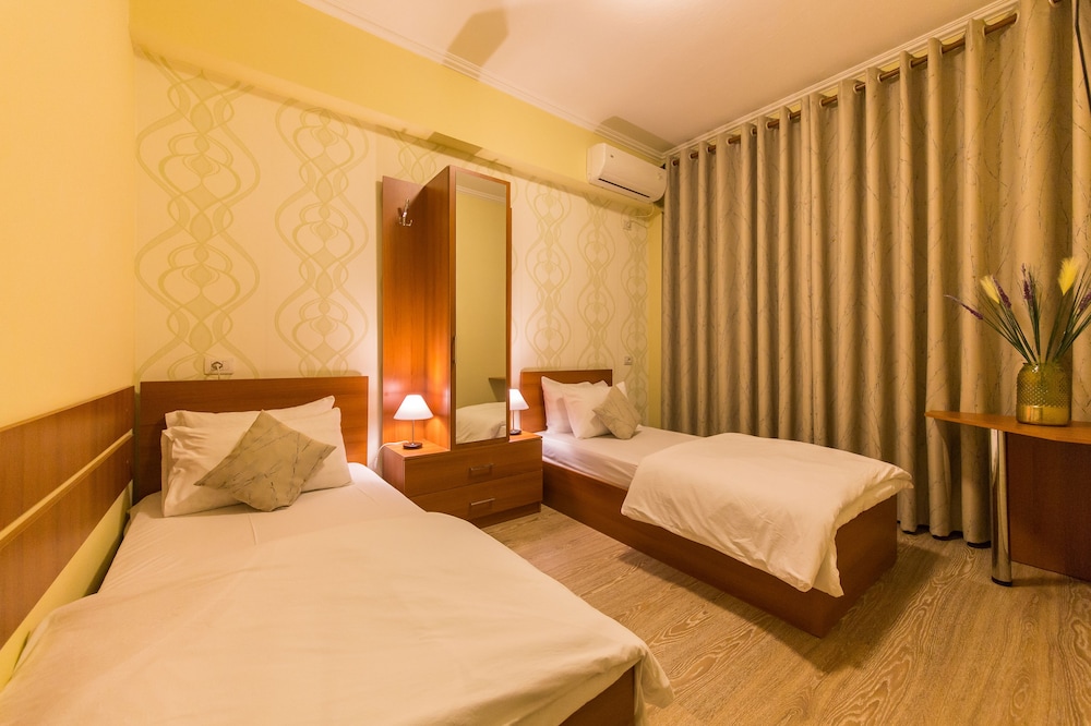 Standard Double or Twin Room, Balcony