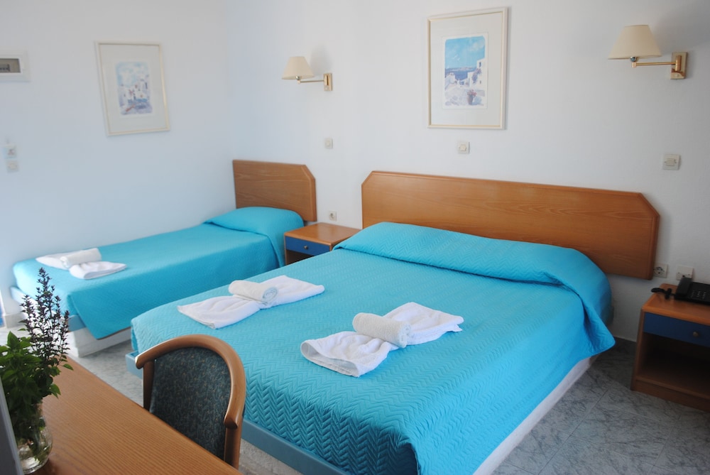 Triple Room - Photo 2