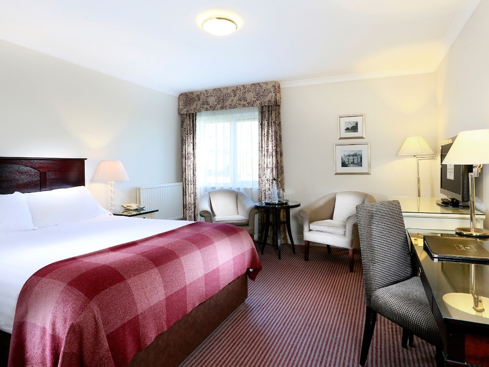 Standard Room, 1 King Bed (Standard King) - Photo 2