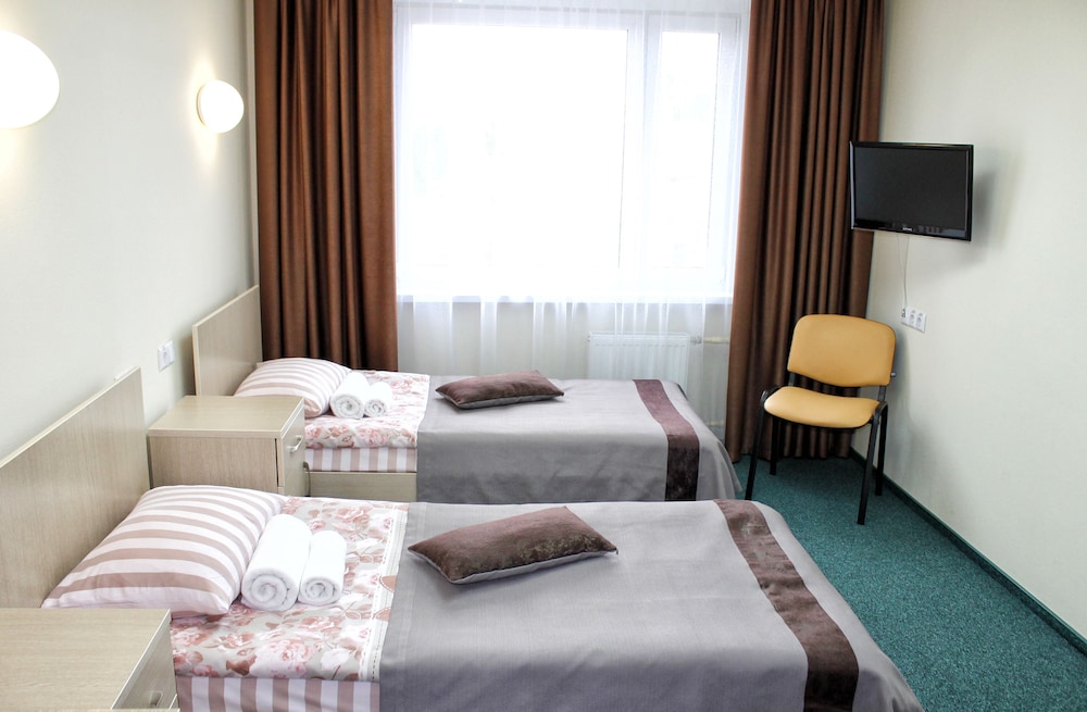 Standard Twin Room, Accessible photo 3