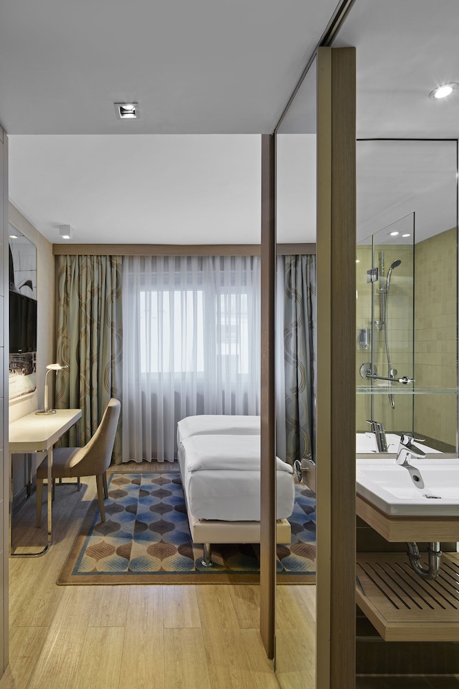 Superior Double or Twin Room - Photo 4