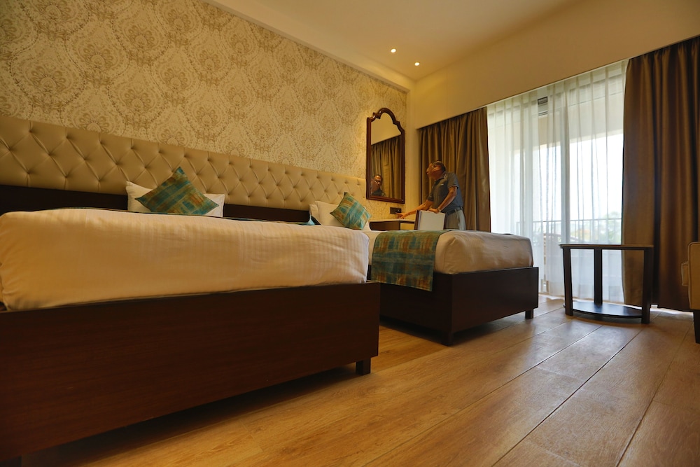 Executive Room - Photo 4