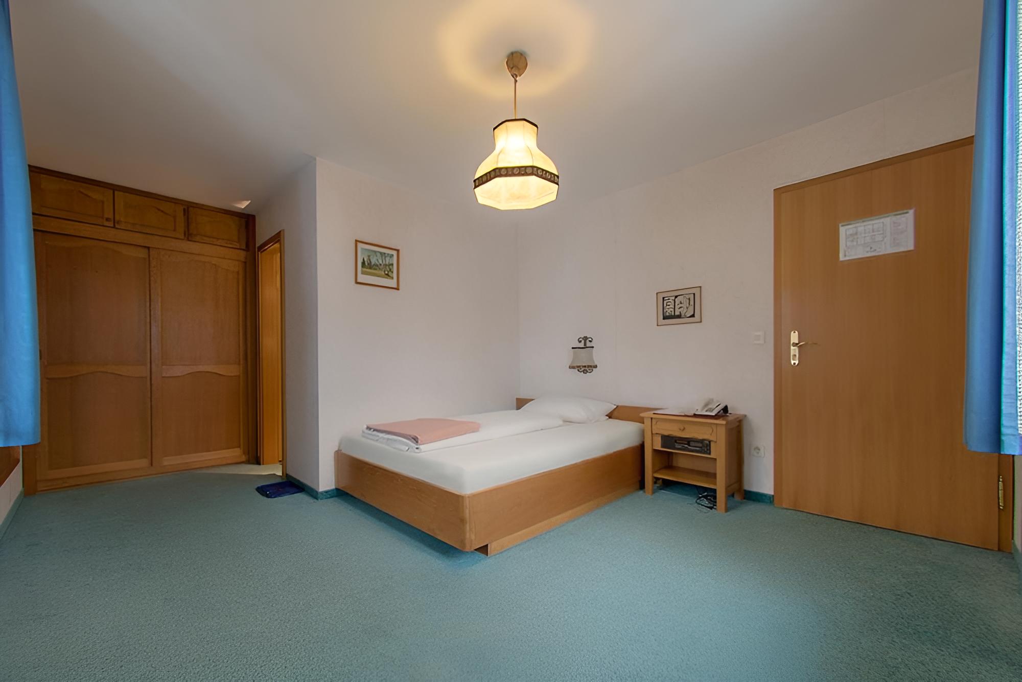 Single Room photo 2