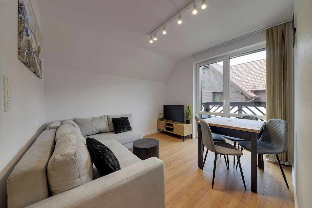 Classic Apartment - Photo 9