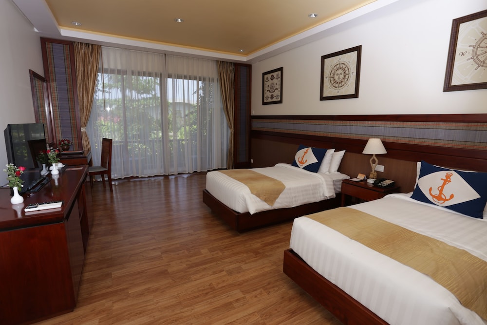 Deluxe Room, Garden View