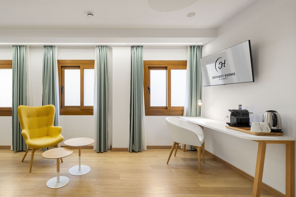 Superior Double Room, Pool Access photo 2