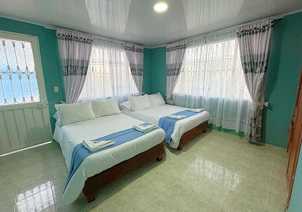 Standard Twin Room photo 2
