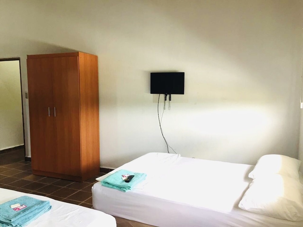Deluxe Quadruple Room, 2 Double Beds, Non Smoking photo 3