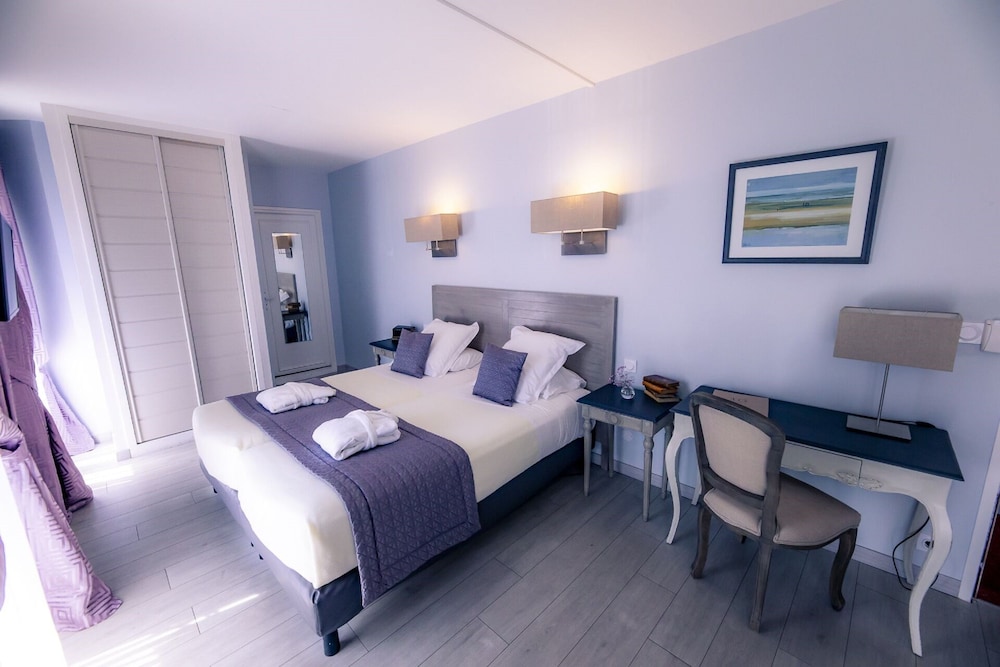 Superior Double or Twin Room - Photo 4