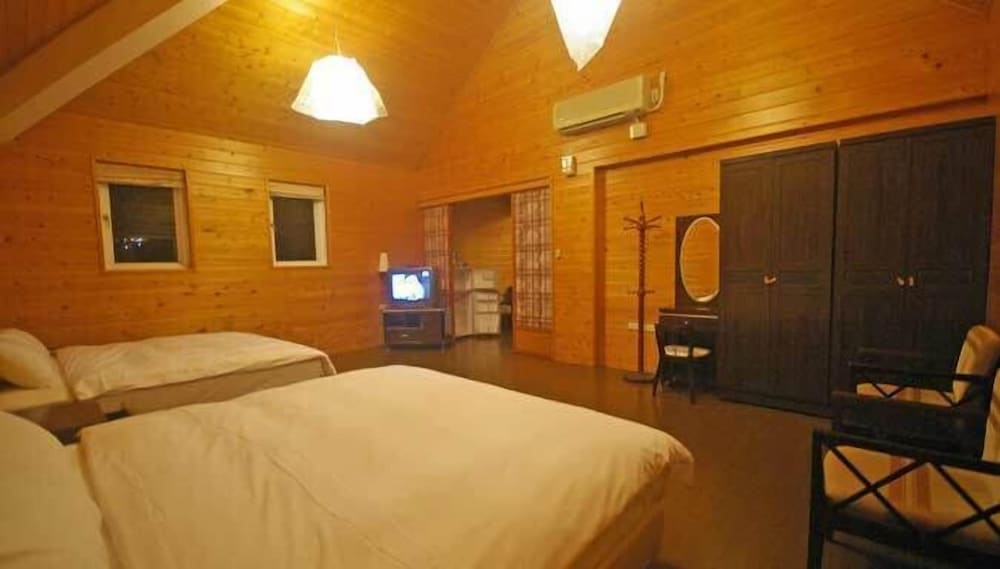 Room (9pax) photo 2