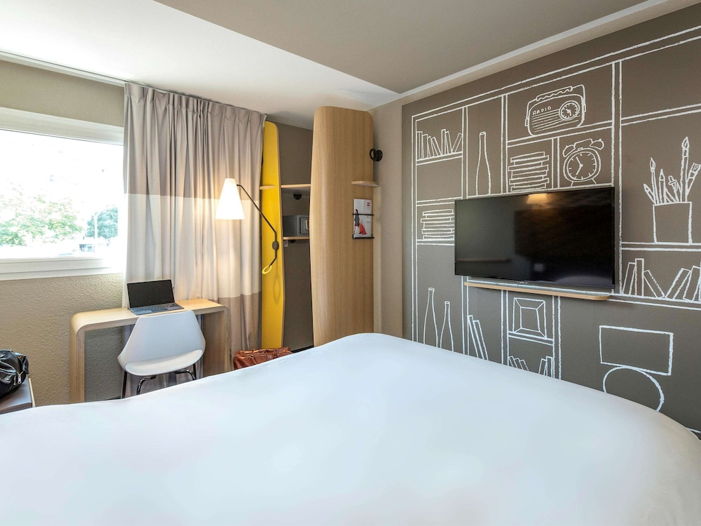 Standard Room, 2 Twin Beds - Photo 1