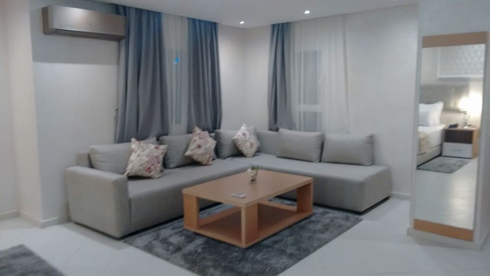 Junior Suite, Smoking, Garden View photo 1