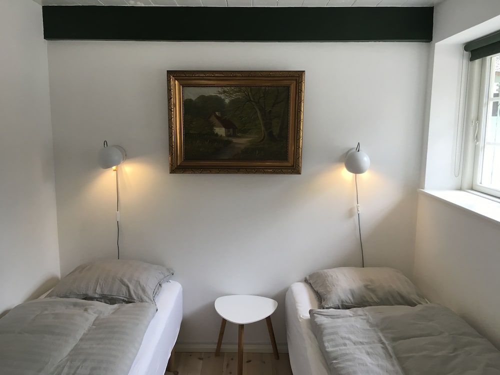 Family Apartment, Multiple Beds (25B)