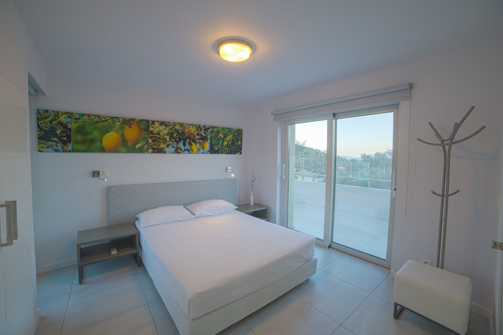 Family Apartment, Sea View photo 3
