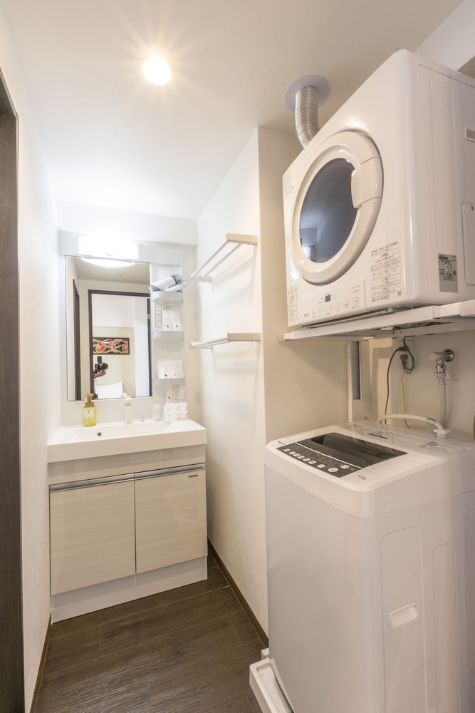 Twin Room - Photo 13