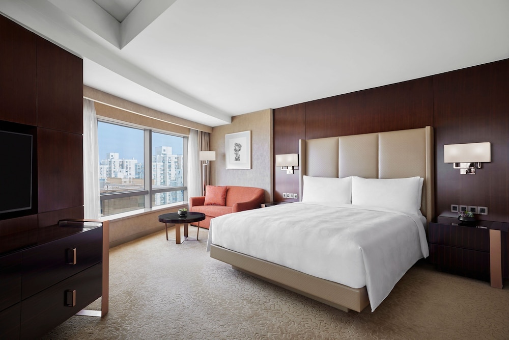 Suite, 1 Bedroom, City View photo 2