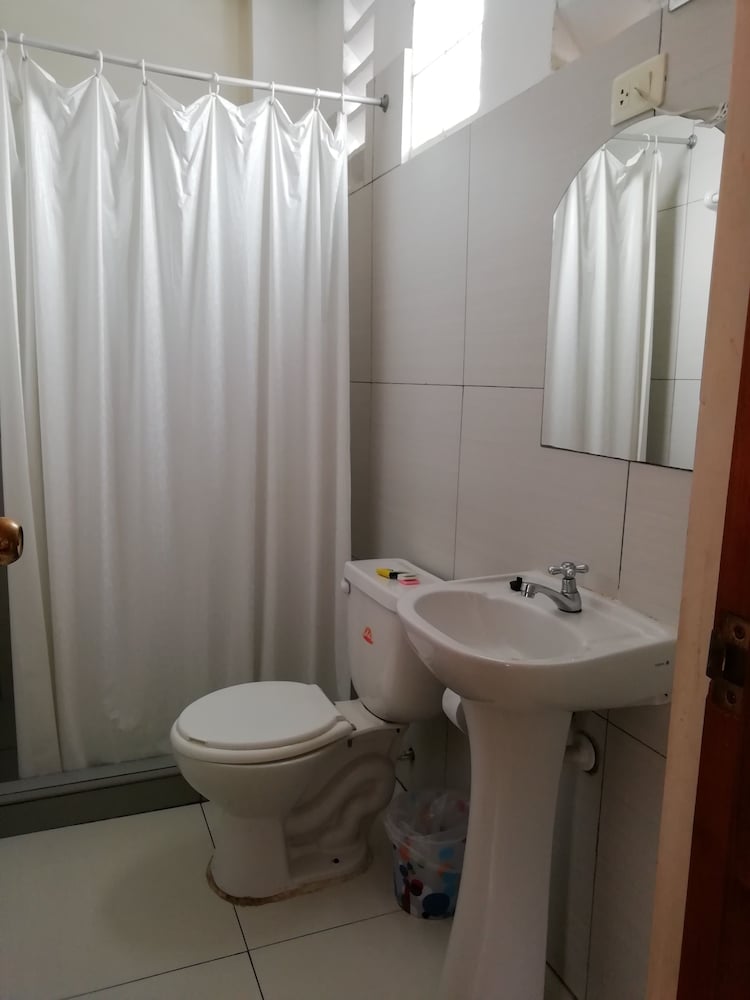 Double Room, 1 Queen Bed, Non Smoking photo 2