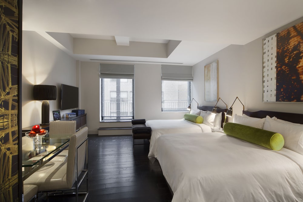 Deluxe Room, 2 Double Beds, Accessible photo 2